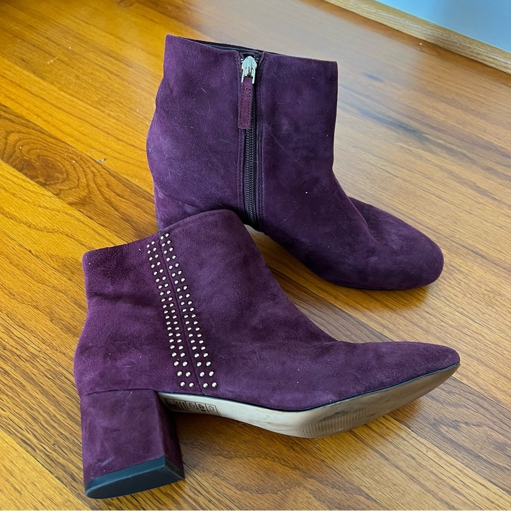 WHBM Purple Studded Boot Host Pick - Picture 3 of 9